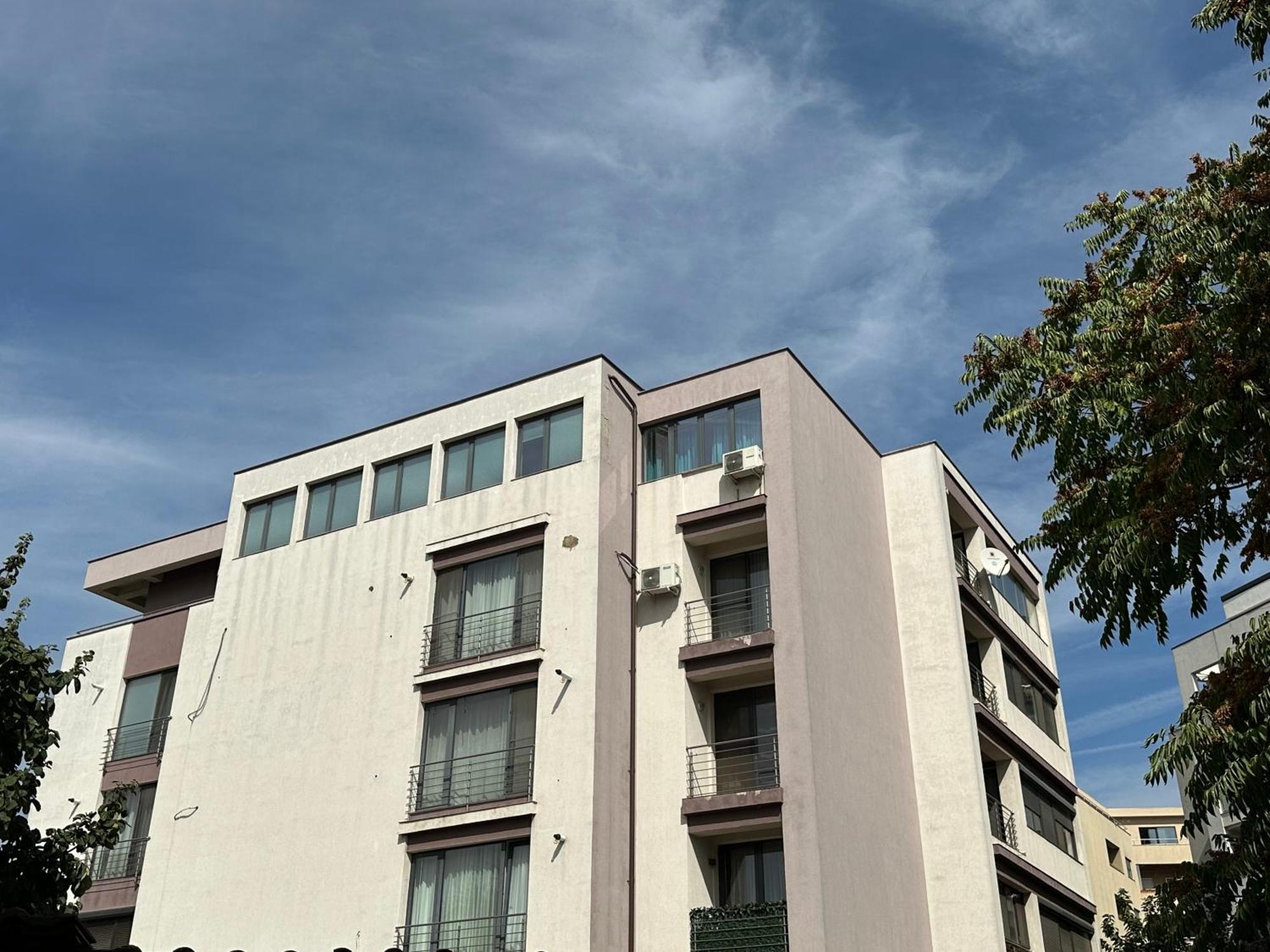 Centru Unirii Luxury Vip Palmier Apartament 2 Camere Cu Terasa Exterioara Amenajata ! Parcare Subterana Privata Climatizata Si Supravegheata Video Dar Doar Cu Rezervare In Limita Locurilor Disponibile !Proprietate In Regim Hoteliep - Nu Are Bucatarie บูคาเรสต์ ภายนอก รูปภาพ