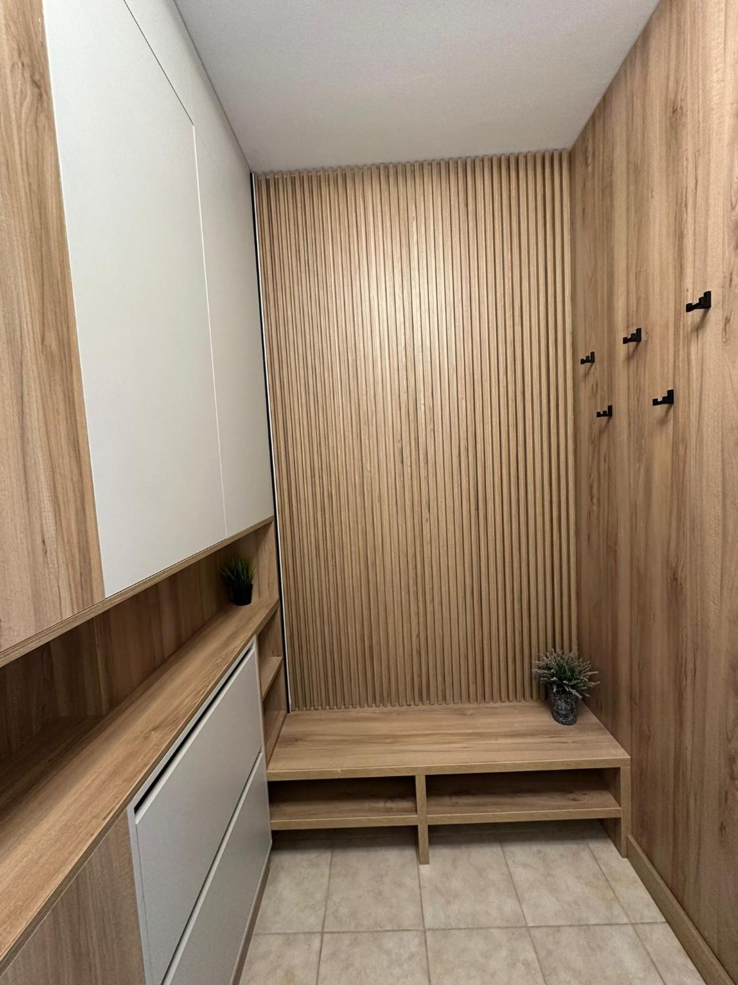 Centru Unirii Luxury Vip Palmier Apartament 2 Camere Cu Terasa Exterioara Amenajata ! Parcare Subterana Privata Climatizata Si Supravegheata Video Dar Doar Cu Rezervare In Limita Locurilor Disponibile !Proprietate In Regim Hoteliep - Nu Are Bucatarie บูคาเรสต์ ภายนอก รูปภาพ